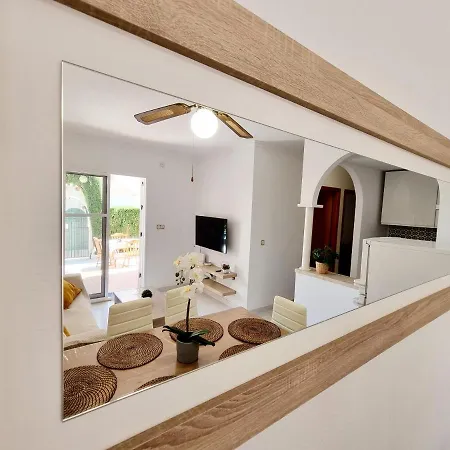 Itaca Street Bungalow